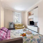 Little Mermaid Of Pet Friendly- Happy Apartment