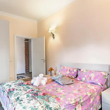 Little Mermaid Of - Happy Stresa