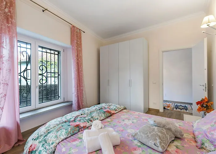 Little Mermaid Of - Happy